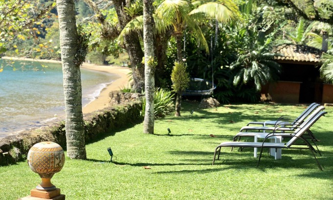 Ubatuba House | Charming house with lots of style on an exclusive beach