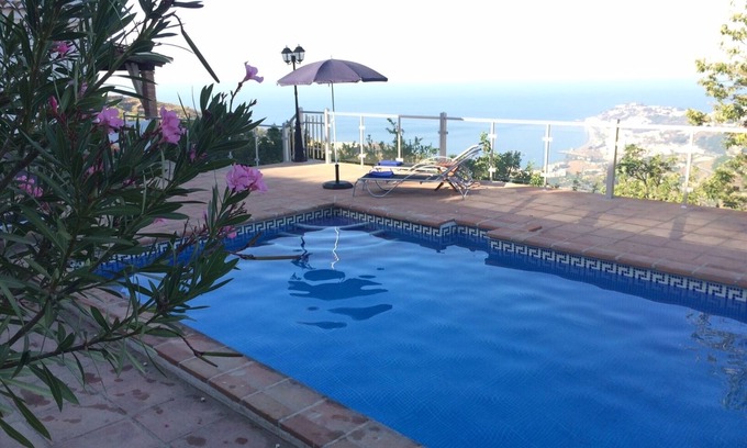 Itrabo House | Charming house with unbeatable views of Almunecar