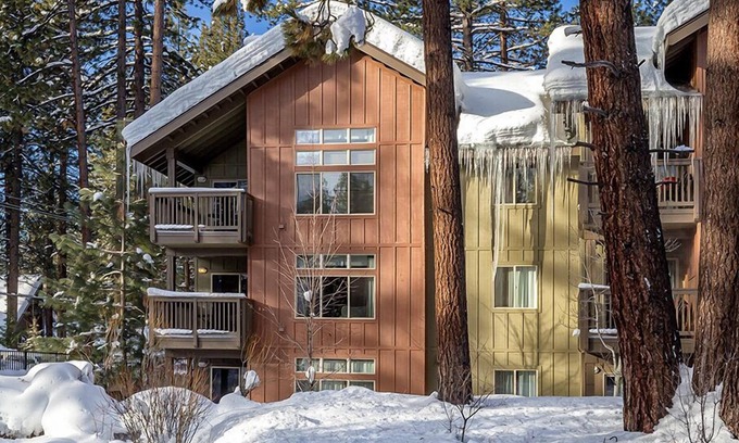 Round Hill Village Resort | Charming Lodge-Style Resort with Something to do in Every Season!