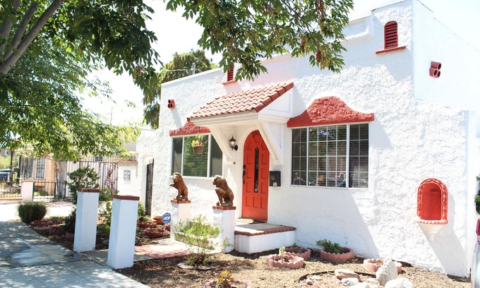 North Park House | Charming North Park house, sleeps 6 w/parking