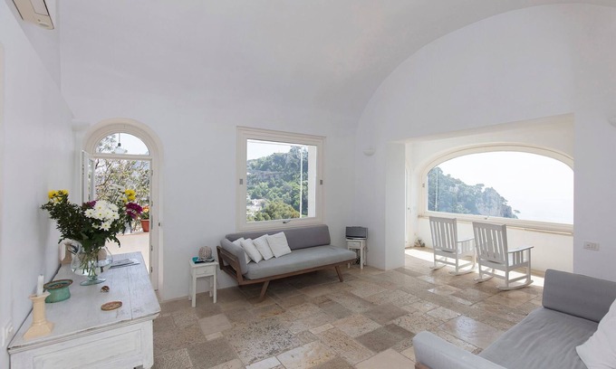 Marina Piccola House | Charming, quiet house with magnificent views of the sea and capri from above