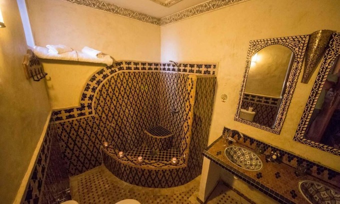 R'habet Zbib House | Charming Riad Ouliya in Fès with authentic Moroccan design