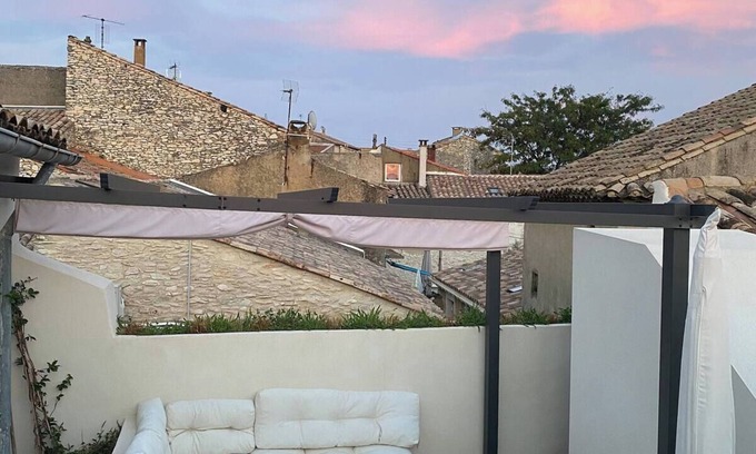 Tavel House | Charming stone house-TAVEL