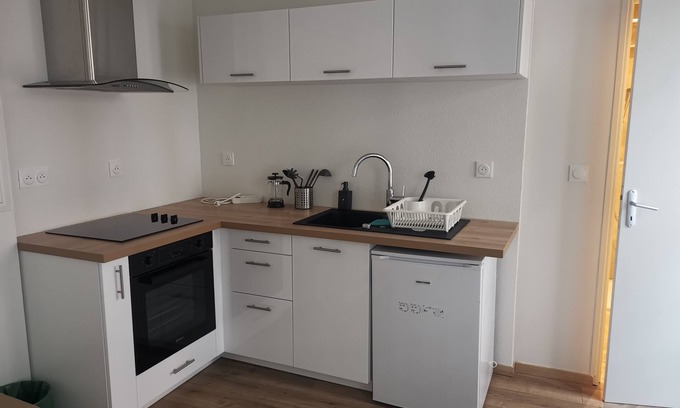 Kable Apartment | Charming studio apartment in lovely Strasbourg with WiFi
