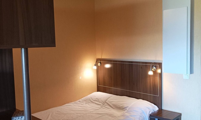 Jausiers Apartment | Charming Studio with Pool, Sauna, and Terrace in Scenic Valley of Ubaye – Sleeps 4