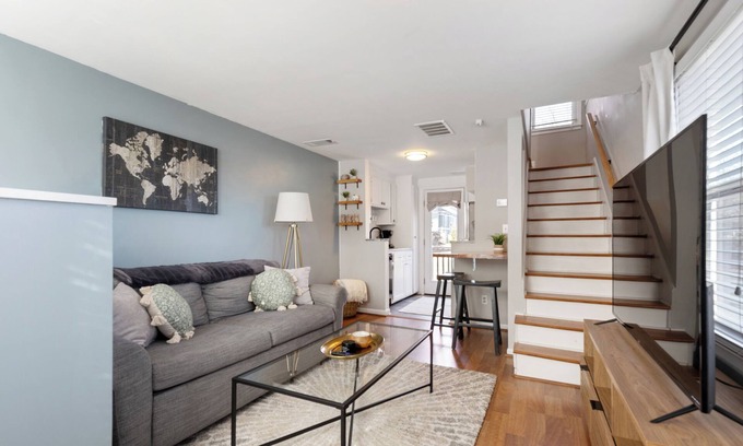 Charlotte House | Charming Uptown Charlotte Loft-style townhome with Private Garage!