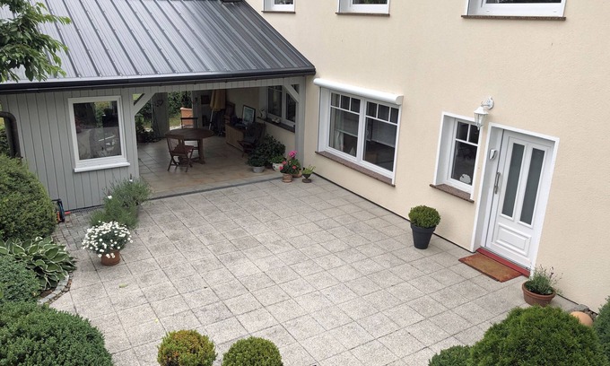 Nohfelden Apartment | Charming vacation apartment with terrace & garden *near Bostalsee *dog welcome