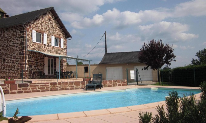 Lagleygeolle House | Charming villa with private heated pool, near Lot and Dordogne