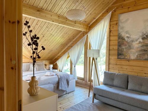 Tatranska Lomnica Ski Chalet | Chata Nikol