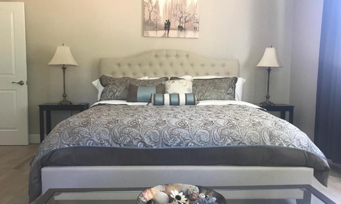 Newberg House | Chateau Lesieutre Guest House