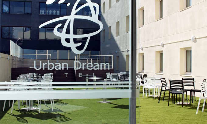 Granada Hotel | Checkin Urban Nevada