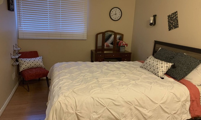 Southeast Calgary House | Cheerful 2 bedroom townhome with fireplace