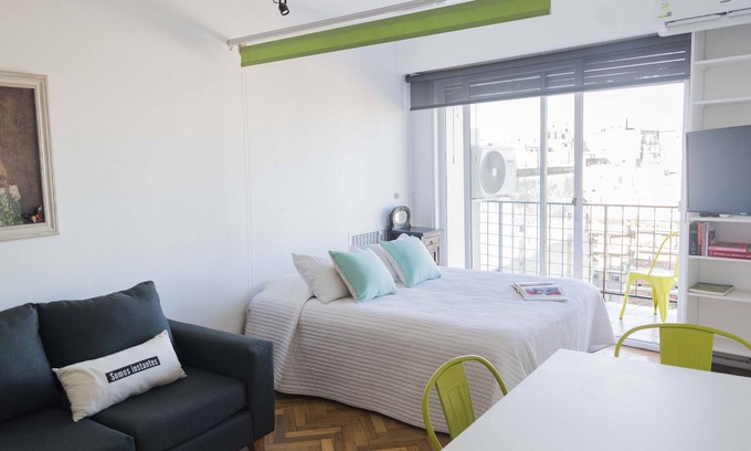 Recoleta Apartment | Cheerful studio in the heart of Recoleta with view