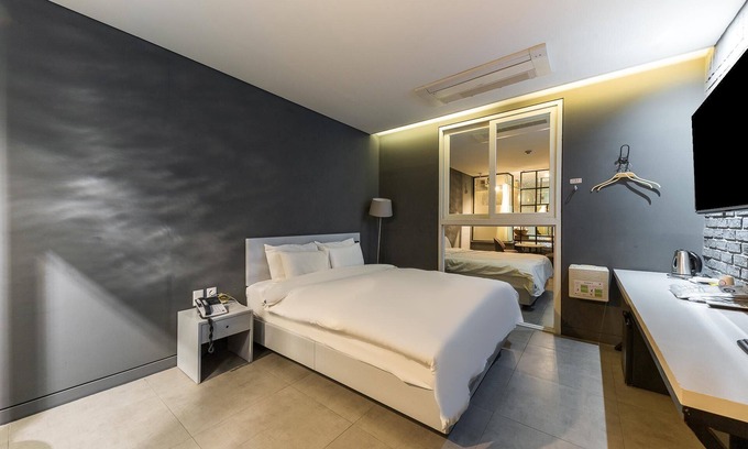 Cheongju Hotel | Cheongju The Vantt Self Check-in Motel