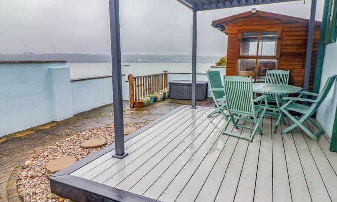 Pembroke Dock Cottage | Cheriton