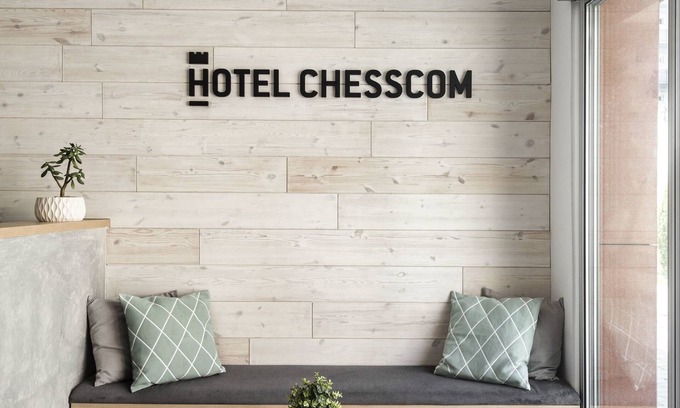 Kispest Hotel | Chesscom Hotel