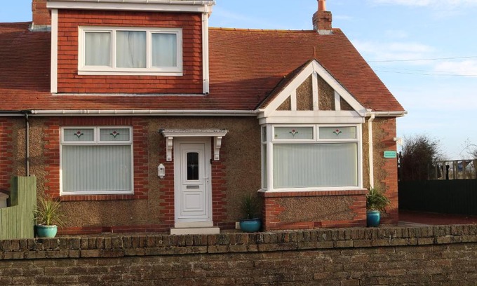 South Charlton House | Cheviot View - Newton by the Sea, Northumberland