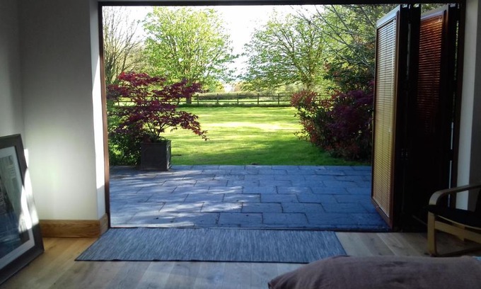 Chew Magna Villa | Chew Valley Cottage (west End Cottage)