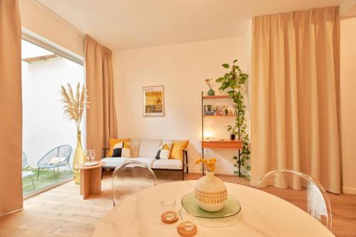 Saint-Michel - Nansouty - Saint-Genes Apartment | Chez Camille - Boutique Aparthotel au coeur de Bordeaux