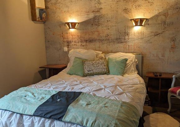 Palinges Bed & Breakfast | Chez Nick et Martine suite privative