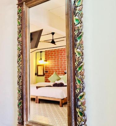 Tha Wang Tan Hotel | Chiang Ron