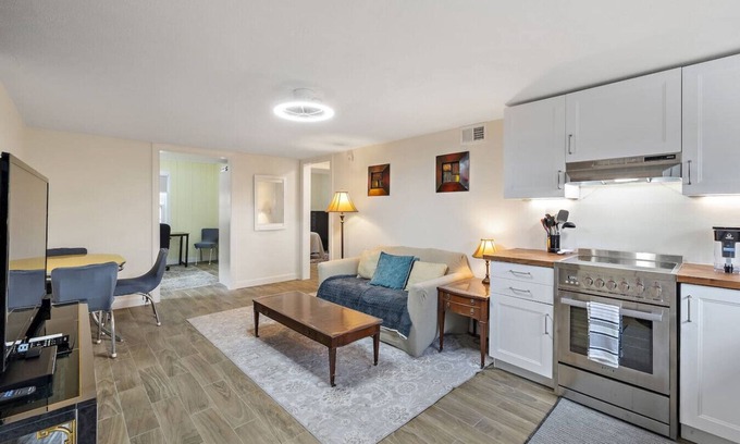 Briarcliff Heights Apartment | Chic 1-Bedroom Guest Suite in the Heart of Atlanta!