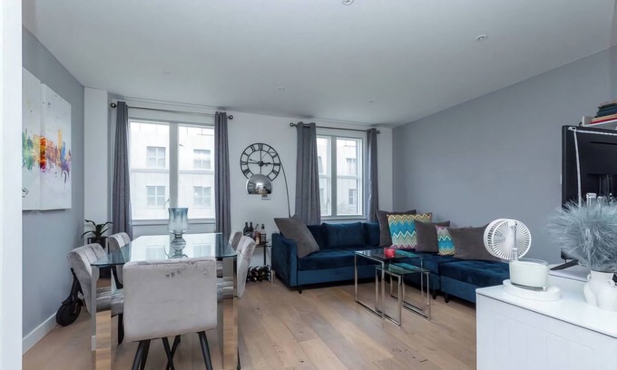 Angel Apartment | Chic 1BD Flat in the Heart of Islington!