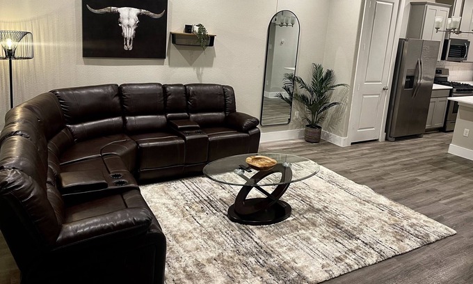 Spring Branch East House | Chic abode, pristine location