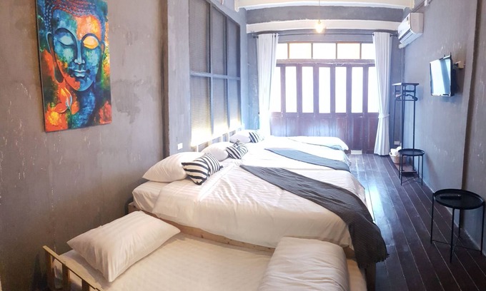 Sathorn House | Chic and Rustic Designer House/4-6persons/BTS