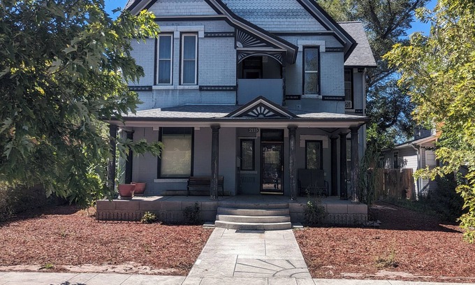 Northside Apartment | Chic studio apartment with AC, WiFi in charming Pueblo