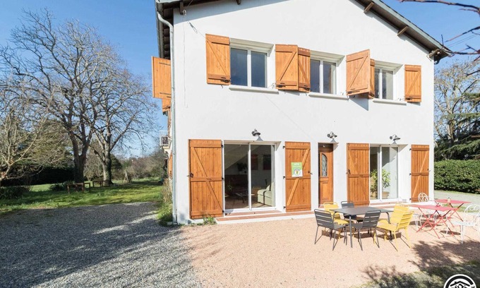 Pins-Justaret House | Chile - PINS JUSTARET