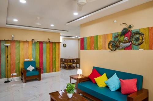 Gachibowli Apartment | Chill Place:3BHK AC Retro House @FinancialDistrict , Near US Embassy