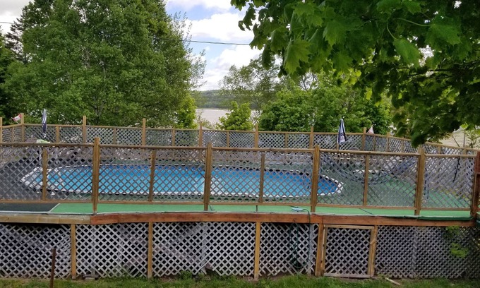 Edgetts Landing Cottage | Chocolate River Cottages - Chocolate River 2 Bedroom Cottage #1