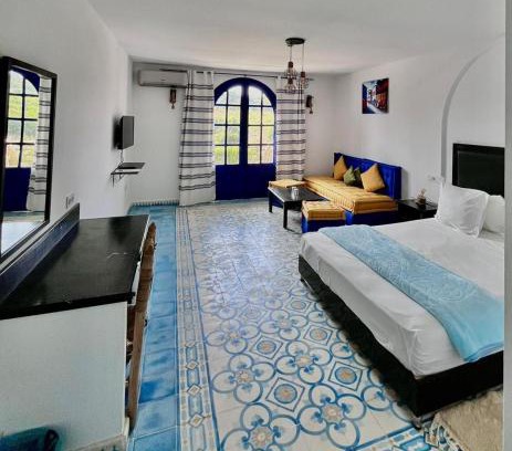 Sahel Chamali Hotel | Chris