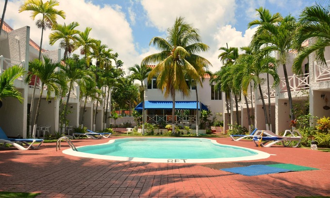 Tower Isle Hotel | Chrisanns Beach Resort