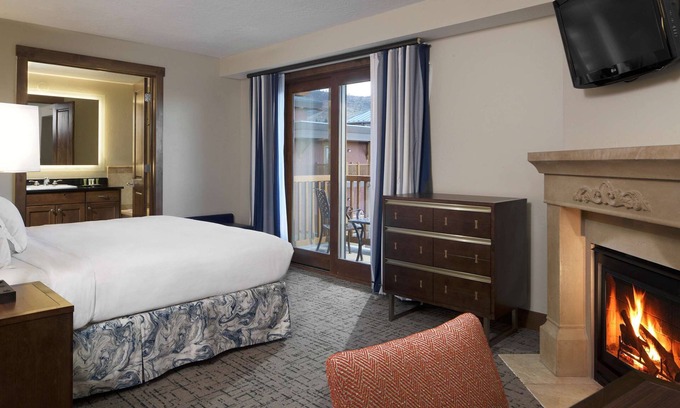 Park City Cabin | Christmas 2025 2-bedroom suite at HGVC Sunrise Lodge in the Canyons Park City