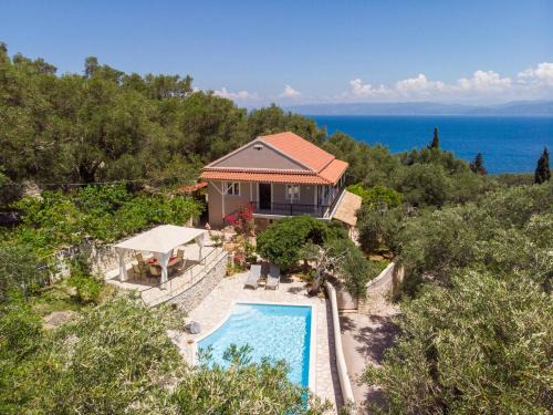 Koutsi Villa | Chryssa Villa by PaxosRetreats