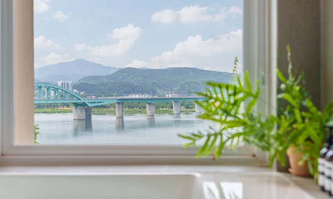 Namsan House | Chuncheon The Haven River Pension