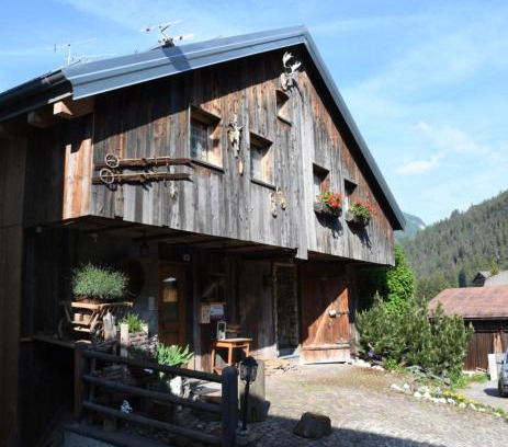 Canazei Bed & Breakfast | Cianbolpin Guesthouse