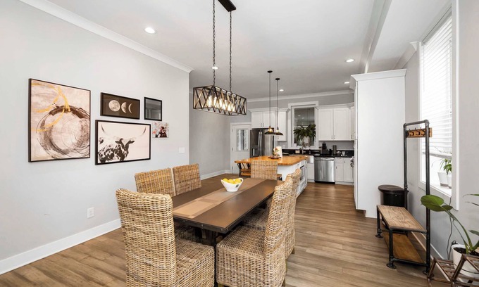 Mount Auburn House | Cincy Comfort Retreat