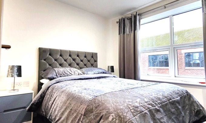 Liverpool Hotel | City Centre Private Ensuite Rooms