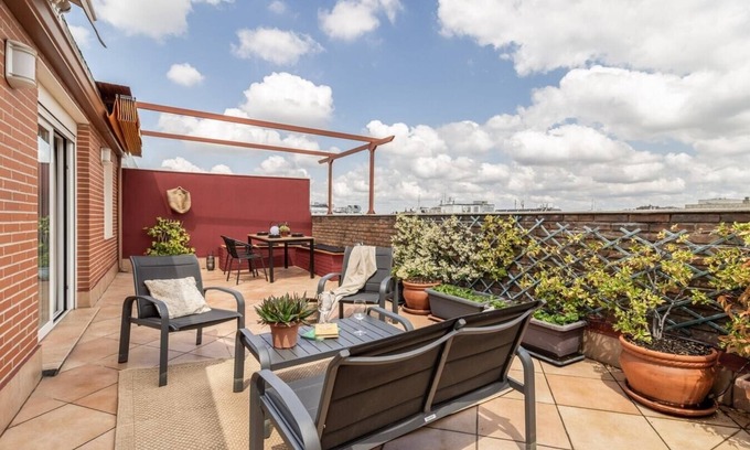 Cuatro Caminos Apartment | Clarac - 2 bedrooms and terrace in Azca