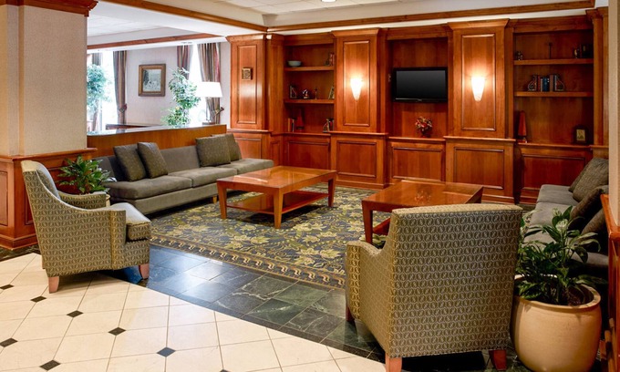 Portland Hotel | Clarion Hotel Portland Airport ME