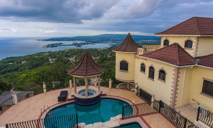Reading Villa | Clarridge Hall Guesthouse