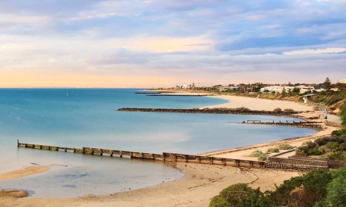 Hampton House | Classic Hampton Retreat * Bayview *Sandy Beach