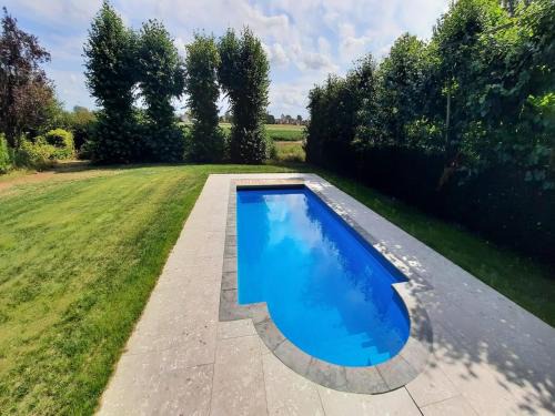 Zuidzande House | Classy Holiday Home in Zuidzande with Sauna