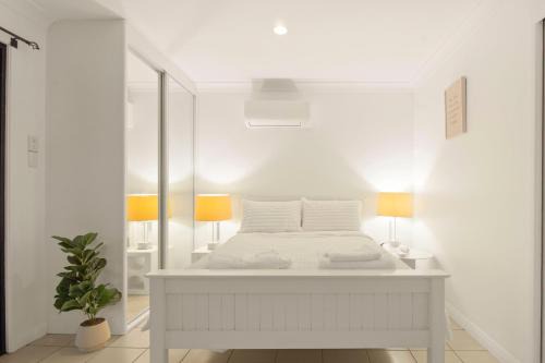 Wellington Point Apartment | Classy Modern self contained Studio- Private & Peaceful