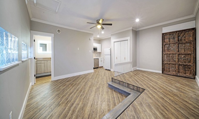 North Austin Civic Association Apartment | Classy studio perfect small apartment