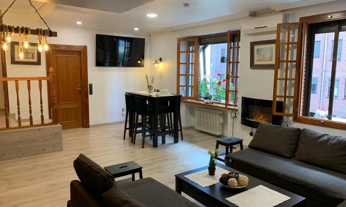 Valladolid City Centre Apartment | Claustro Las Francesas siglo XV
