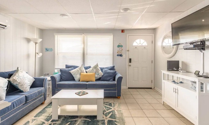 Ocean City Condo | Clean, modern and well-equipped Ocean City condo